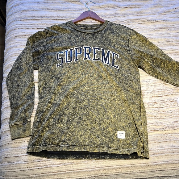 Supreme Gold Crewneck Shirt Premium Comfort- Rare Acid Wash